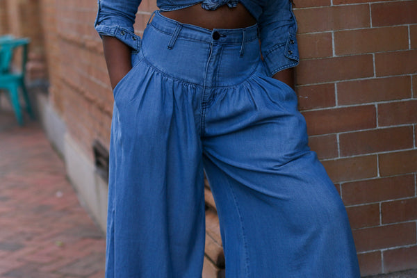 Super Wide Leg Denim Pant